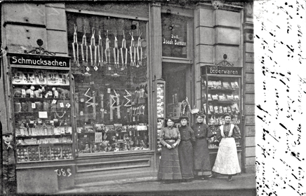 Kaiserstraße 13 Eingang Wilhelmstraße - Isaak Bormann, Schmuck- und Lederwaren