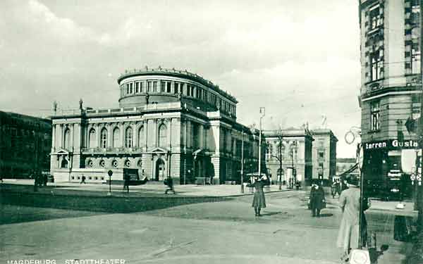 Das Stadttheater in den 30er Jahren